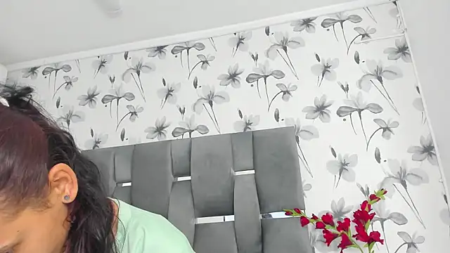 Ehotloveaxxx online show from September 27, 6:57 pm