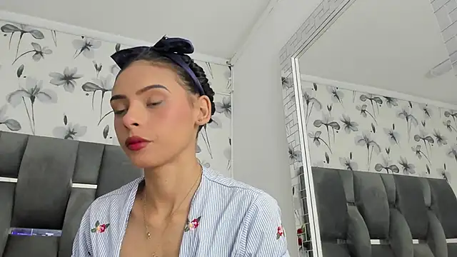 Ehotloveaxxx online show from November 30, 3:27 pm