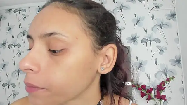 Ehotloveaxxx online show from January 9, 12:41 pm