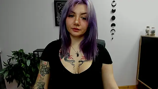 GabbiePerfect online show from December 9, 6:14 pm