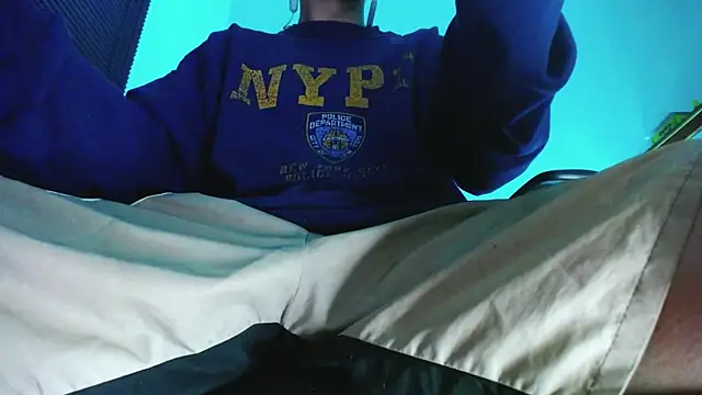 zacwatson  online show from January 7, 1:41 am