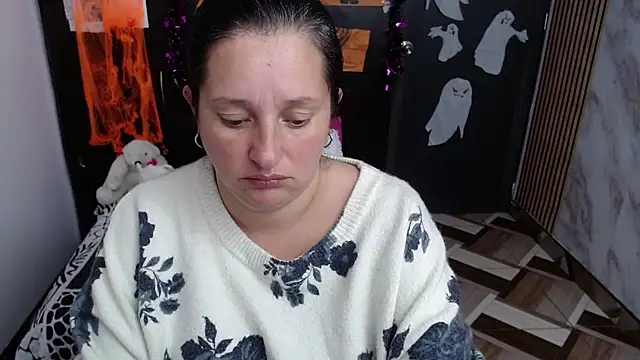 CristialJones  online show from October 29, 12:51 pm