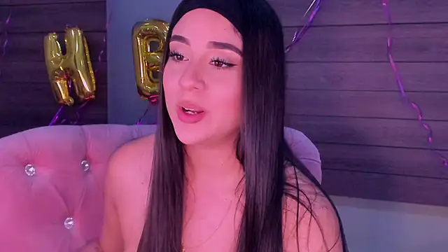 Snapshot of Sussy_Bell01 chatting on December 24, 7:28 am Sussy Bell01 online show from December 24, 7:28 am