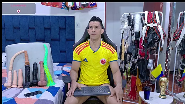 JoseRumbero26 online show from July 3, 11:38 am