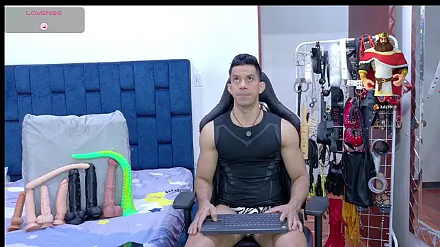 JoseRumbero26 online show from July 8, 11:58 am