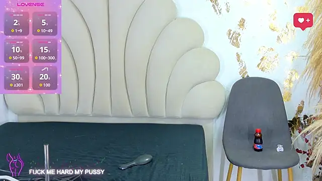 Snapshot of bonieklent chatting on March 21, 3:33 am bonieklent online show from March 21, 3:33 am