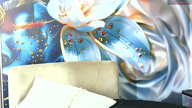 Snapshot of bonieklent chatting on April 12, 12:48 am bonieklent online show from April 12, 12:48 am