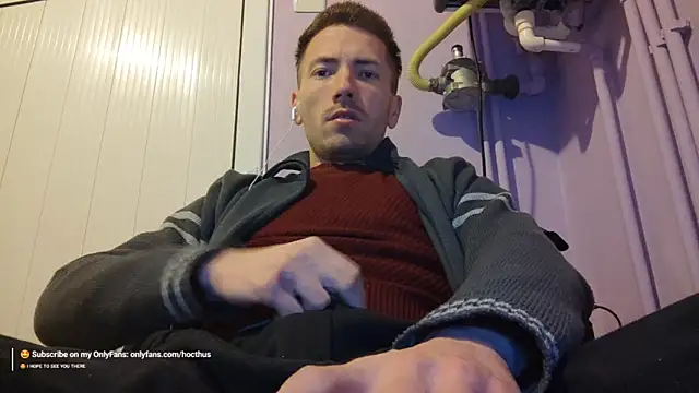 Snapshot of _Hocthus_ chatting on February 26, 6:11 pm Hocthus online show from February 26, 6:11 pm