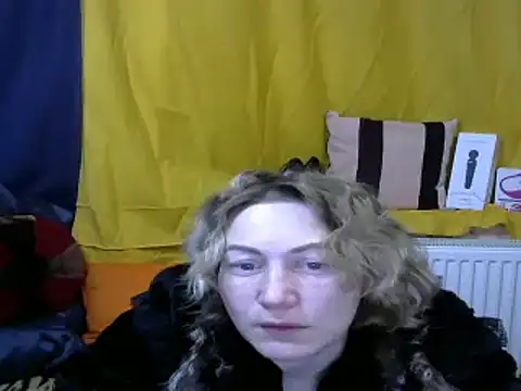 wLESLYMOSw online show from January 17, 9:17 am
