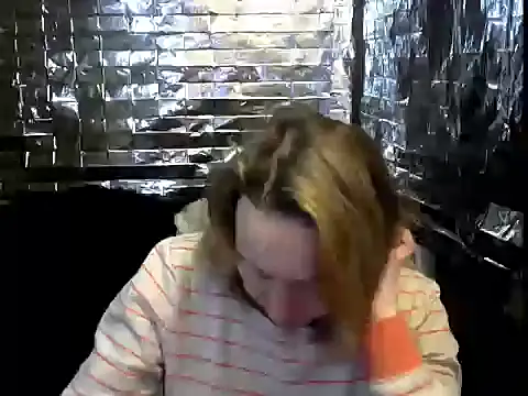 Snapshot of wLESLYMOSw chatting on February 23, 12:57 pm wLESLYMOSw online show from February 23, 12:57 pm