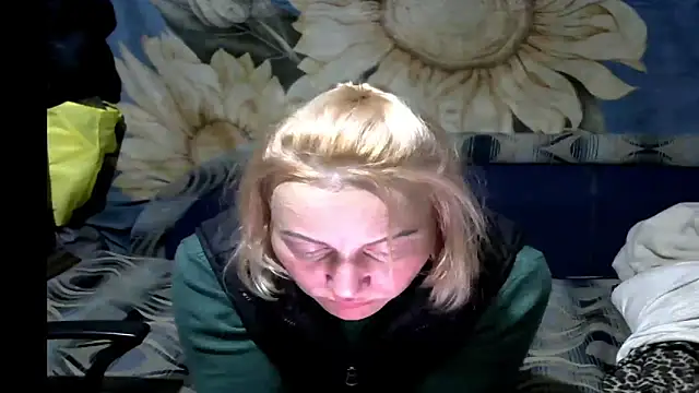 Snapshot of wLESLYMOSw chatting on March 21, 4:32 pm wLESLYMOSw online show from March 21, 4:32 pm