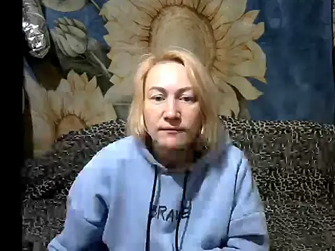 Snapshot of wLESLYMOSw chatting on March 27, 8:37 am wLESLYMOSw online show from March 27, 8:37 am