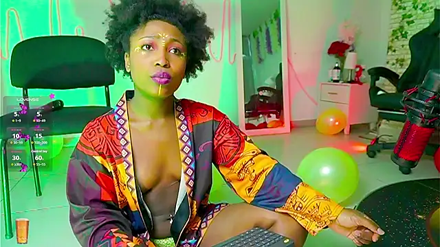 EmmaSanzz  online show from September 28, 11:37 am