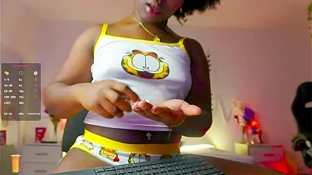 EmmaSanzz  online show from October 2, 11:39 am