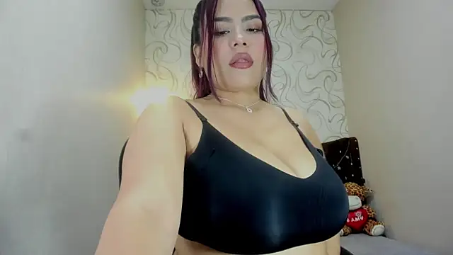 Snapshot of moniquehicks chatting on February 25, 7:56 pm moniquehicks online show from February 25, 7:56 pm