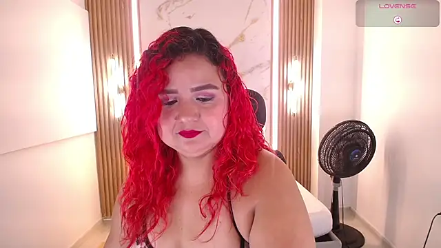 Snapshot of Mariana_Rojas chatting on April 23, 6:14 am Mariana Rojas online show from April 23, 6:14 am