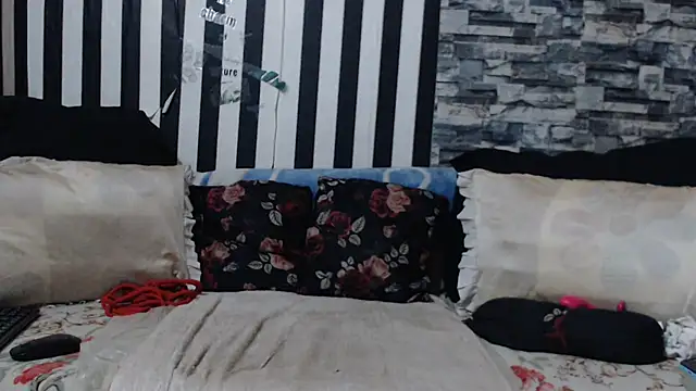 BigHotMatureXx online show from March 22, 2:59 am