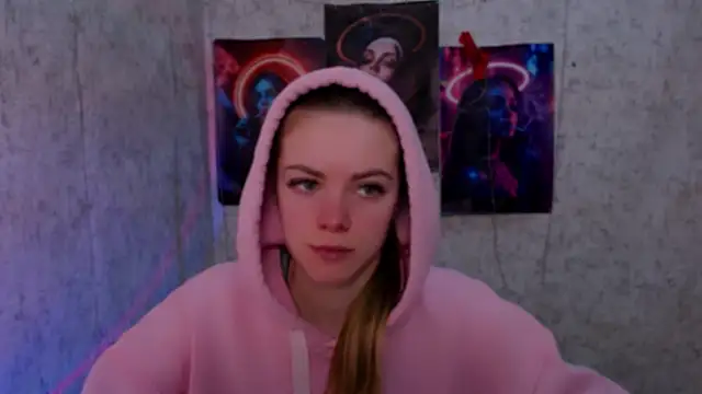 AliceFlirtt  online show from February 11, 8:08 am