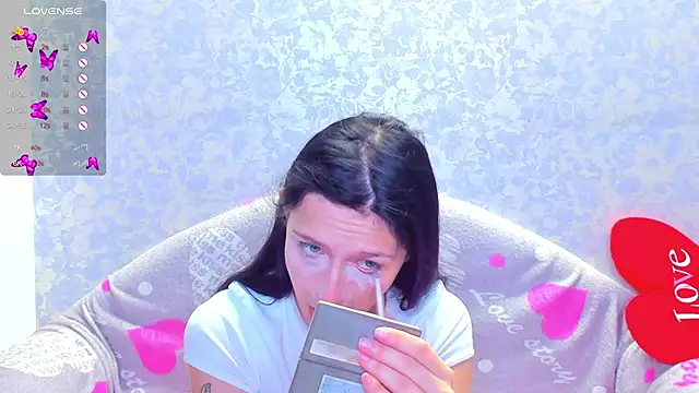 Snapshot of Vanessa_Florence chatting on October 5, 1:15 am Vanessa Florence online show from October 5, 1:15 am