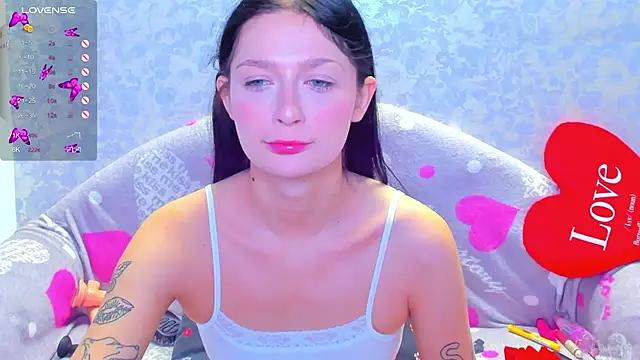 Snapshot of Vanessa_Florence chatting on October 23, 2:11 am Vanessa Florence online show from October 23, 2:11 am