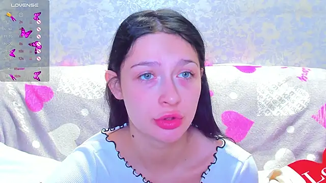 Snapshot of Vanessa_Florence chatting on November 9, 1:37 am Vanessa Florence online show from November 9, 1:37 am