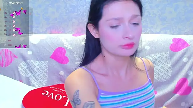 Snapshot of Vanessa_Florence chatting on November 28, 2:03 am Vanessa Florence online show from November 28, 2:03 am