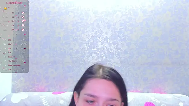 Snapshot of Vanessa_Florence chatting on April 24, 1:19 am Vanessa Florence online show from April 24, 1:19 am