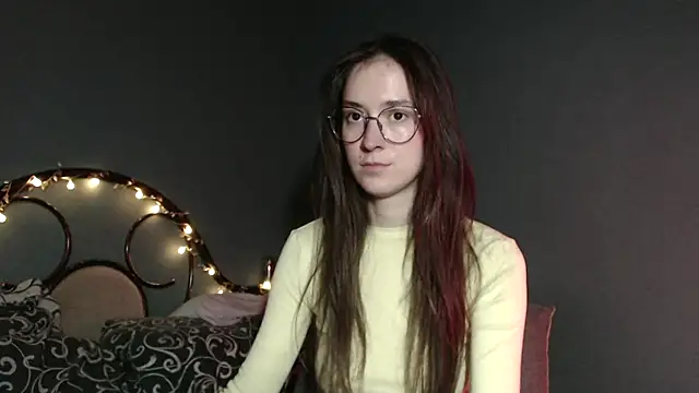 wow  kelly online show from November 28, 4:42 pm