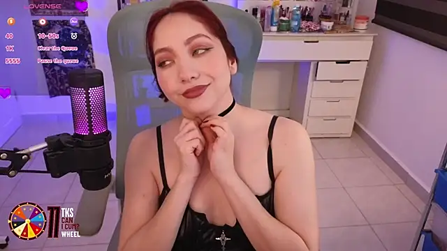 LilyVelvett online show from February 20, 6:26 am