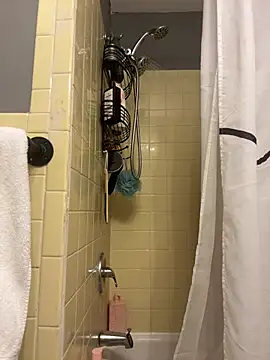 Snapshot of Midnight_Stroker69 chatting on February 13, 4:41 am Midnight Stroker69 online show from February 13, 4:41 am