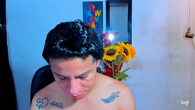Snapshot of juanblakbigcock chatting on April 24, 3:47 pm juanblakbigcock online show from April 24, 3:47 pm