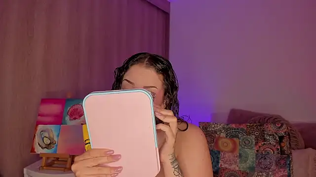 Lady lacey05 online show from July 20, 10:56 pm