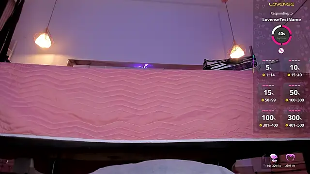 PittAndLunaa online show from October 18, 1:34 pm