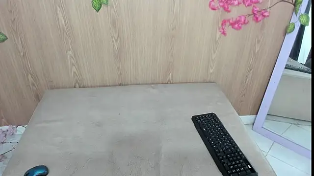 jenelotizz06 online show from June 16, 2:36 am