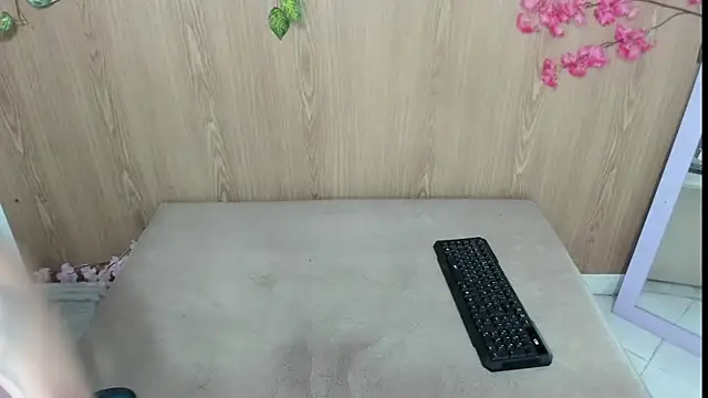 jenelotizz06 online show from July 10, 3:33 am