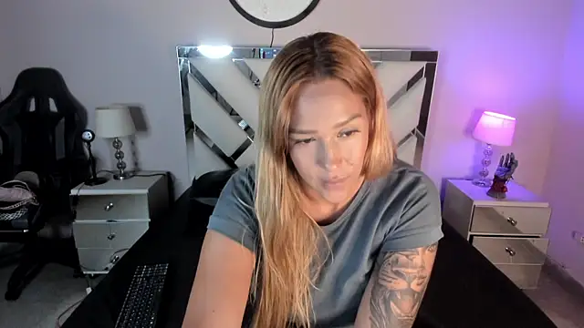 AnyyJones online show from February 11, 7:48 pm