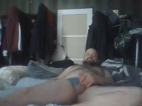 Snapshot of Prehistorixxx2686 chatting on October 13, 1:33 pm Prehistorixxx2686 online show from October 13, 1:33 pm