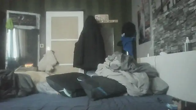 Snapshot of Prehistorixxx2686 chatting on November 14, 12:26 pm Prehistorixxx2686 online show from November 14, 12:26 pm