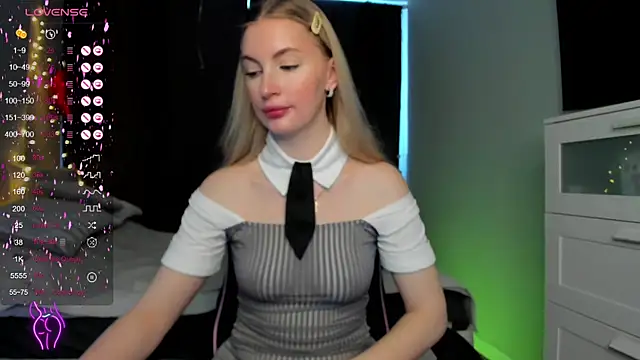 Kimmy powell online show from February 24, 3:02 am