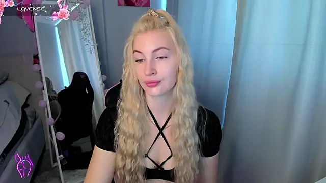 Kimmy powell online show from June 15, 3:09 am