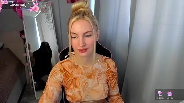 Kimmy powell online show from July 1, 4:25 am
