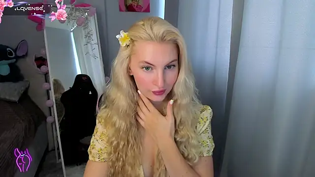 Kimmy powell online show from July 29, 3:15 am