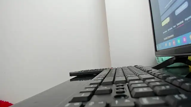 samantha  wilson online show from December 17, 3:07 pm