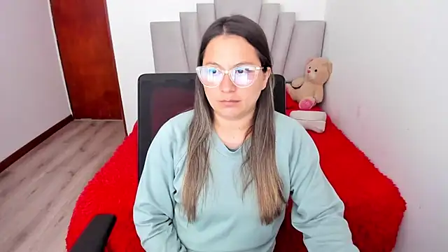 samantha  wilson online show from March 18, 7:39 pm