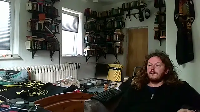 Snapshot of sunr1sa chatting on October 4, 7:17 am sunr1sa online show from October 4, 7:17 am