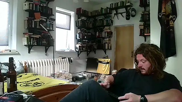 Snapshot of sunr1sa chatting on October 5, 6:45 am sunr1sa online show from October 5, 6:45 am