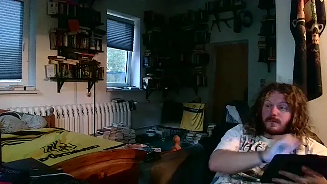 Snapshot of sunr1sa chatting on October 18, 5:43 am sunr1sa online show from October 18, 5:43 am