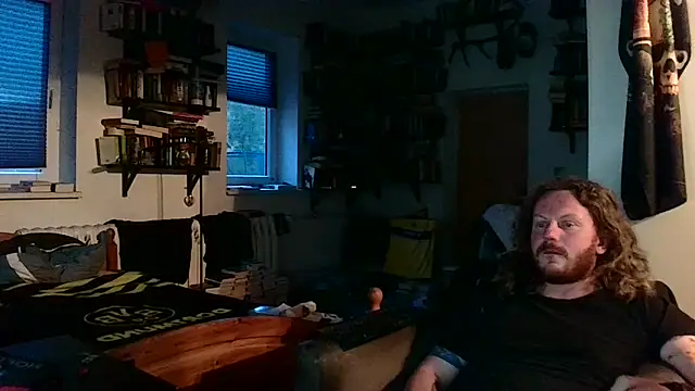 Snapshot of sunr1sa chatting on October 20, 4:07 pm sunr1sa online show from October 20, 4:07 pm