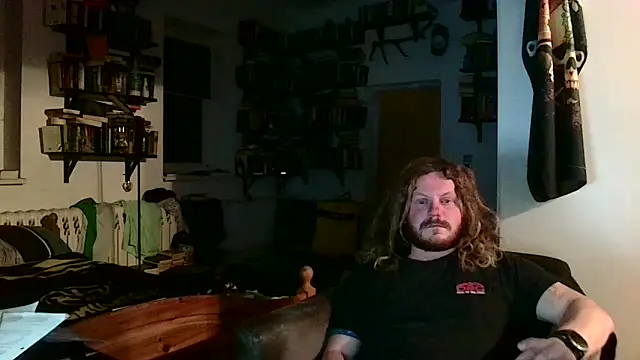 Snapshot of sunr1sa chatting on October 28, 8:33 pm sunr1sa online show from October 28, 8:33 pm