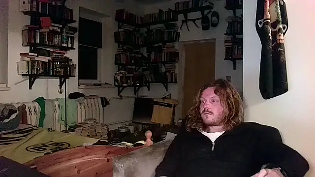 Snapshot of sunr1sa chatting on November 4, 4:44 am sunr1sa online show from November 4, 4:44 am